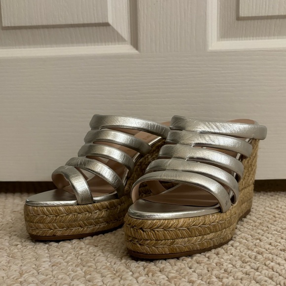 Stuart Weitzman Lilyana Espadrille Wedge Sandal Silver Metallic Heel - Picture 14 of 16